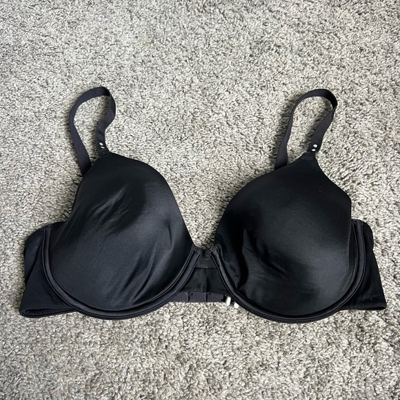 Elegant Black Underwire Bra - Picture 1 of 5